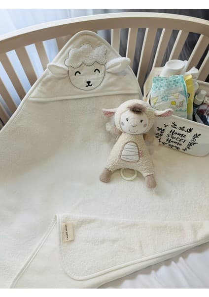 Tanem Home Pamuk Kuzu Desen Nakışlı Bebek Havlu Kundak 75 x 75CM